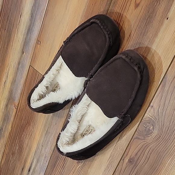 Bobs memory foam slippers - Picture 1 of 8